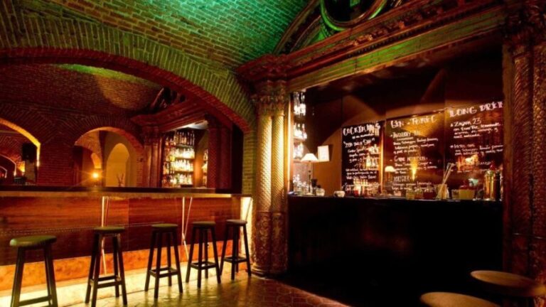 Barcelona: Exclusive Flamenco Show at El Paraigua with Drink - What to Expect from the Flamenco Show Experience