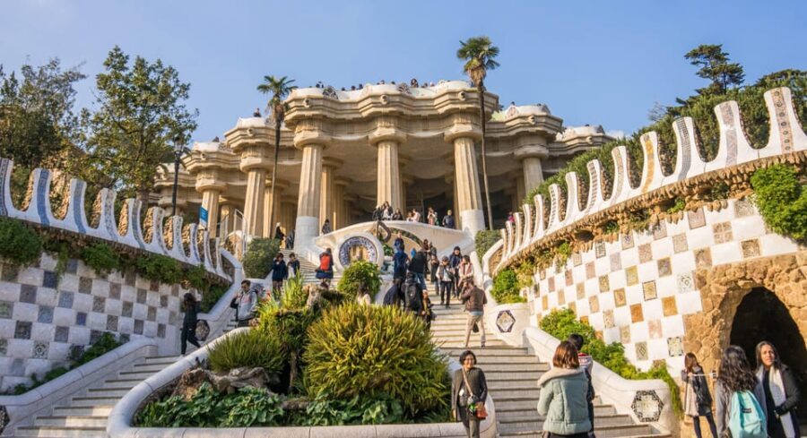 Barcelona: Exclusive Park Güell Private Guided Tour - The Itinerary in Detail