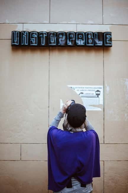 Barcelona: Explore Art District with Wine Private Tour - Practical details and tips