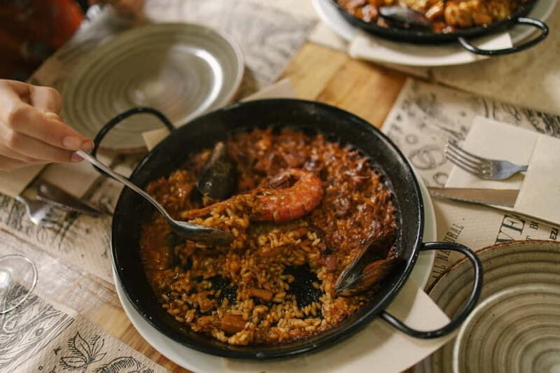 Barcelona: Food Walking Tour with Tapas and Wine