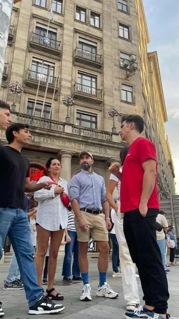 Barcelona: Gaudí, Modernism & a Taste of Catalonia - How the Tour Feels in Practice