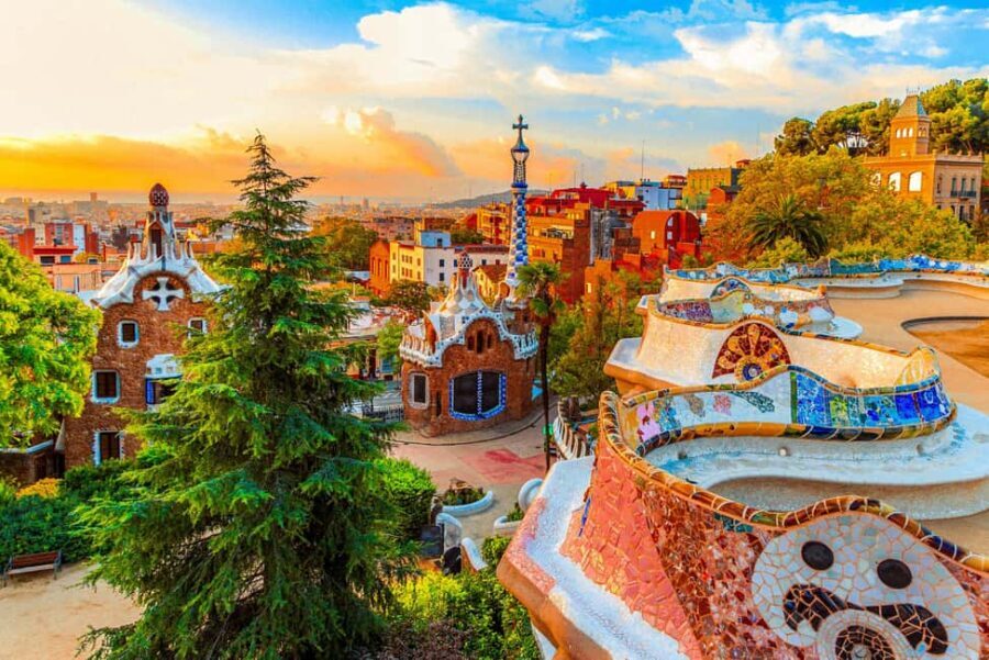 Barcelona: Gaudís Park Güell Tour with Fast-Track Ticket - A Deep Dive into the Experience