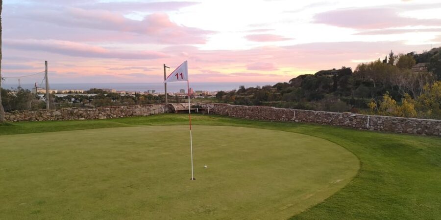 Barcelona Golfing: All-Inclusive Experience Pick-Up Drop-Off - Analyzing the Value