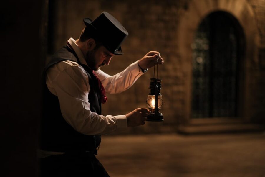 Barcelona: Gothic Quarter Night Walk Mysteries and Legends - Walking Through the Gothic Quarter at Night