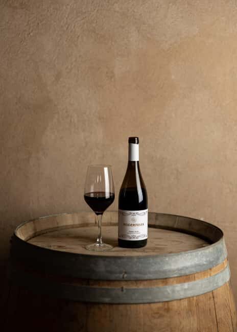 Barcelona: Gourmet Wine Tasting and Catalan Tapas - The Meeting Point and Logistics