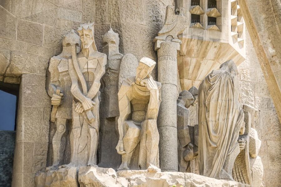 Barcelona: Guided Tour of Sagrada Familia - What the Tour Includes and What You Should Know
