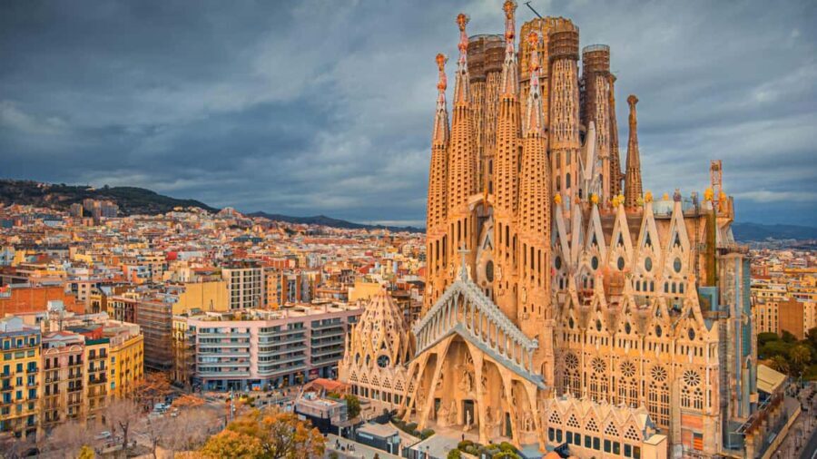 Barcelona: Guided visit of the Sagrada Familia - The Experience: What You Might Love