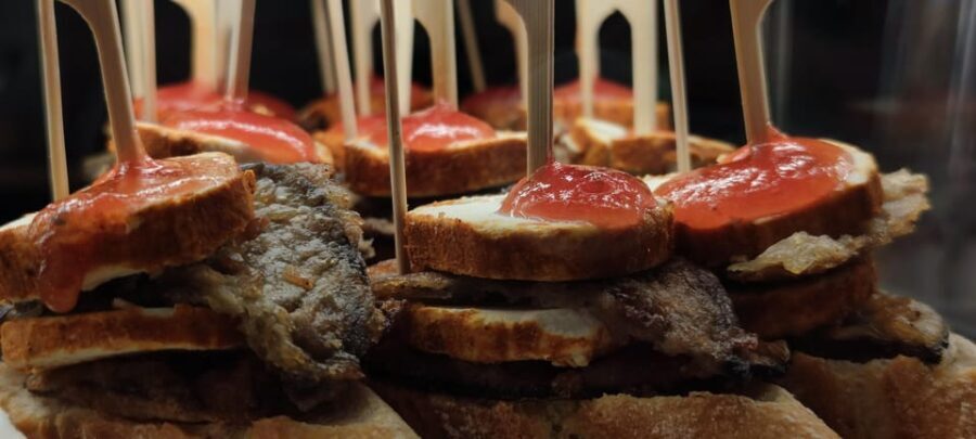 Barcelona: Guided Wine and Tapas Tour with Tastings - The Itinerary Breakdown