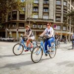 Barcelona Historical 3-Hour Bike Tour - The Experience and Group Dynamics