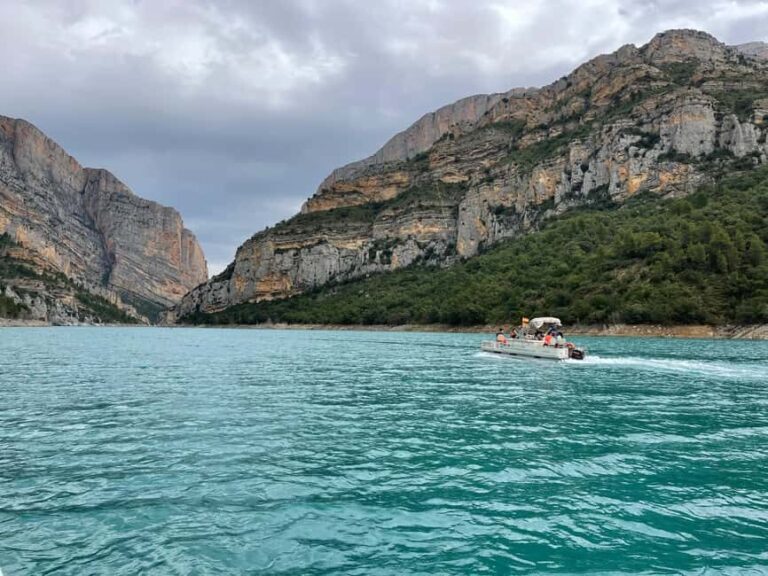 BARCELONA: Kayak rental in Congost de Mont-rebei and return by boat - What to Expect from the Tour