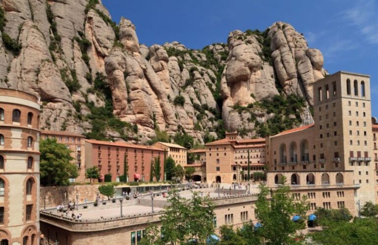 Barcelona: Montserrat & Sagrada Familia Guided Tour - Practical Considerations