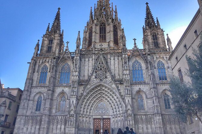 Barcelona Old City Tour for Kids and Families with Churros Stop - A Detailed Look at the Barcelona Old City Tour