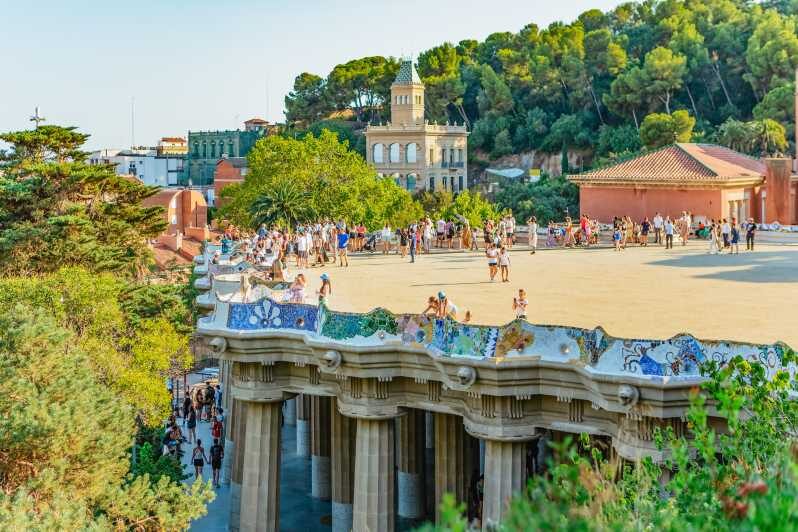 Barcelona: Park Güell Guided Tour & Priority Access - Price and Value