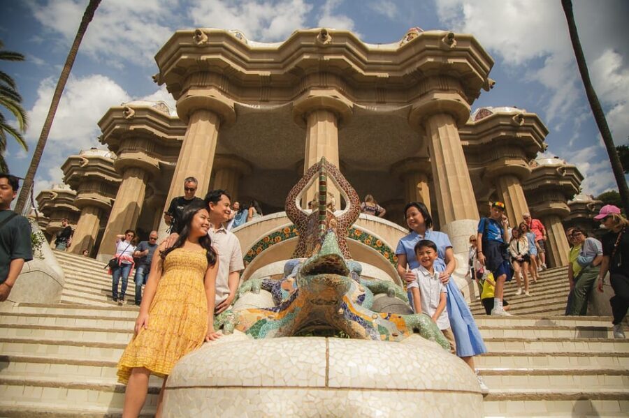 Barcelona: Park Güell Private Photography Experience - The Itinerary and Experience Breakdown
