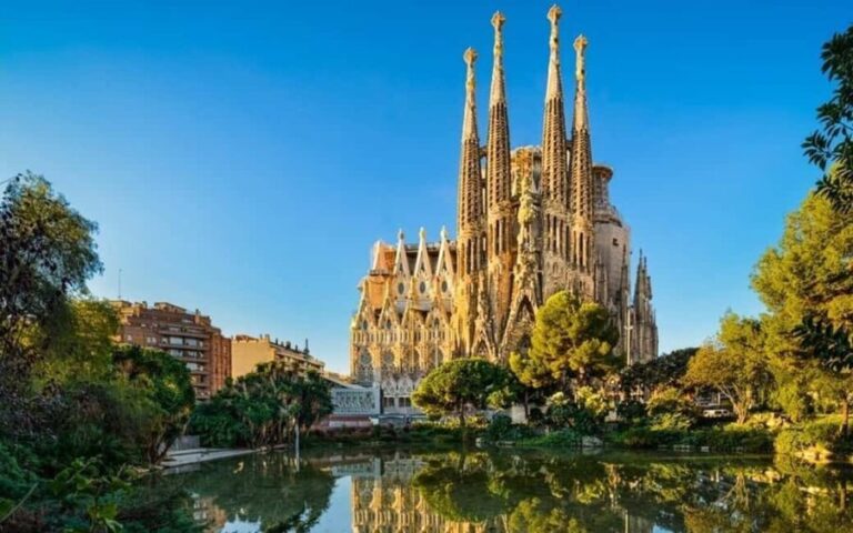 Barcelona: Private 2-Hour Best of Barcelona In-city Tour - The Bottom Line