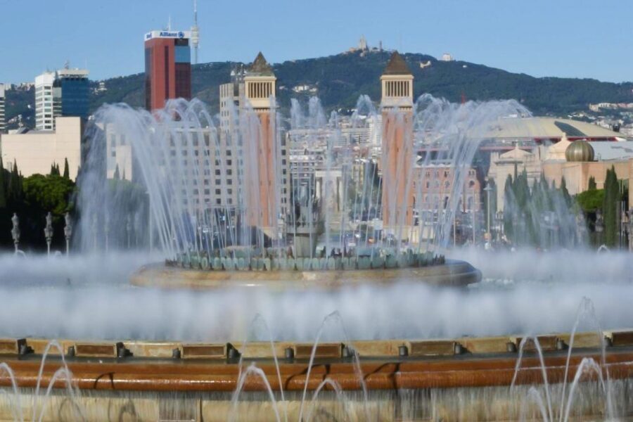 Barcelona: Private City Sights Tour, Including Cable Car - The Experience of a Private Guided Tour