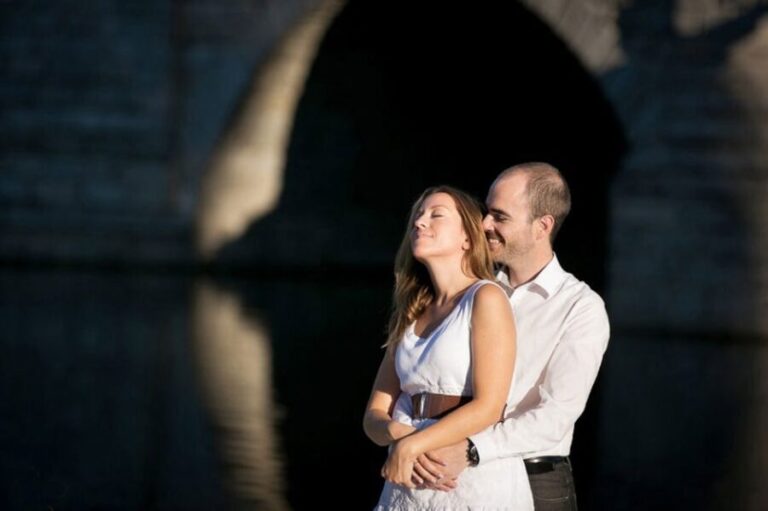 Barcelona Private Professional Photo Shoot with Options - Who Will Love This Experience?