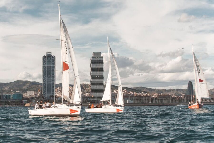 Barcelona: Private Sailing Trip with Cava & Skyline Views - The Experience in Practice