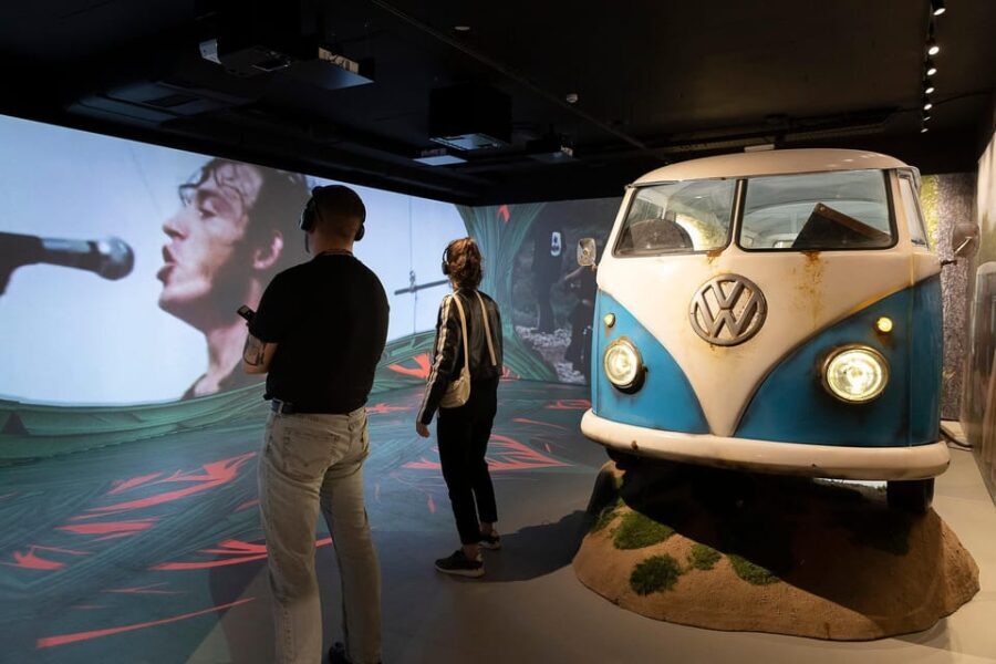 Barcelona: Rock Museum- Guitar Legends Hall - What is the Guitar Legends Hall?