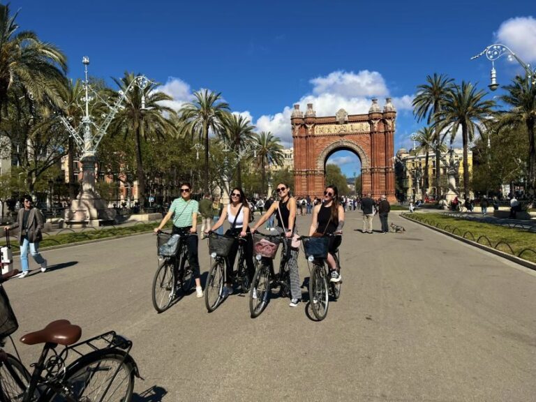 Barcelona: Sagrada Familia Private E-Scooter Tour - Key Points