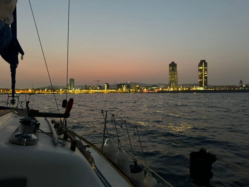 Barcelona: Sunset Sailboat Cruise with Drinks and Snacks - Who Is This Tour Best For?