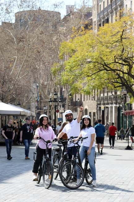 Barcelona: Tapas Tasting Tour by Regular Bike or E-Bike - Detailed Breakdown of the Itinerary