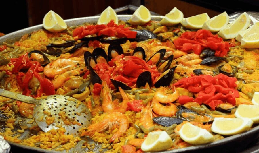 Barcelona: Tour Besalú and paella in Tossa de Mar - Who Should Consider This Tour?