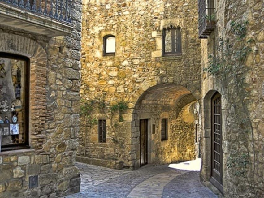 Barcelona: Tour Besalu, Costa Brava with Cami de Ronda and medieval villages - Key Points