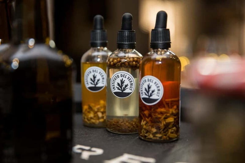 Barcelona: Vermouth-making workshop with aperitif - What the Experience Looks Like