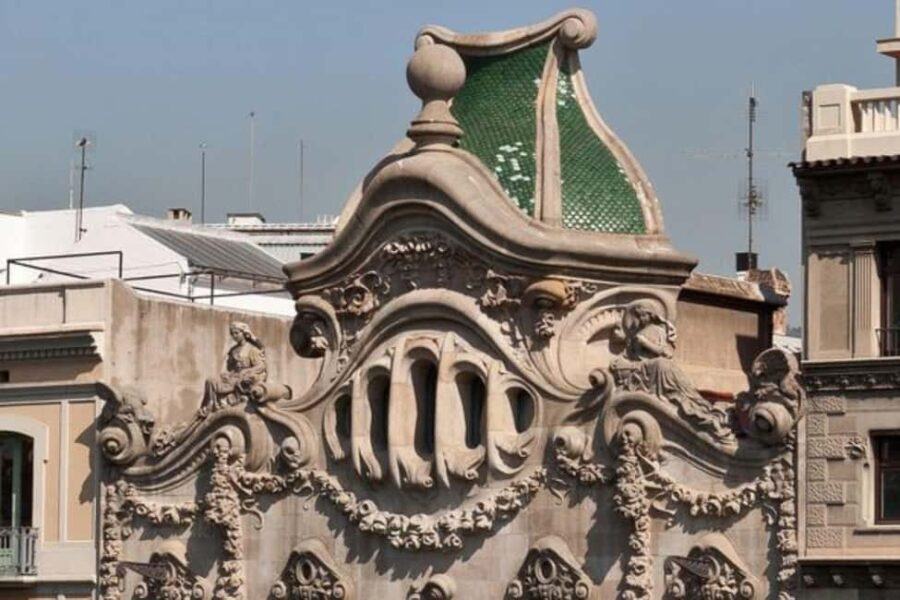 Barcelona Walking Tour: Modernisme & Iconic Architecture - The Itinerary Breakdown