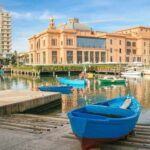 Bari : Must-see attractions Walking Tour - What to Expect from the Experience