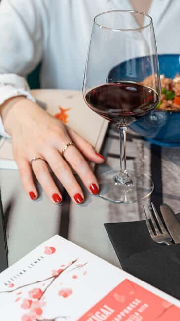 Bari: Primitivo wine tasting. A different way to discover Puglia - The Atmosphere and Overall Experience