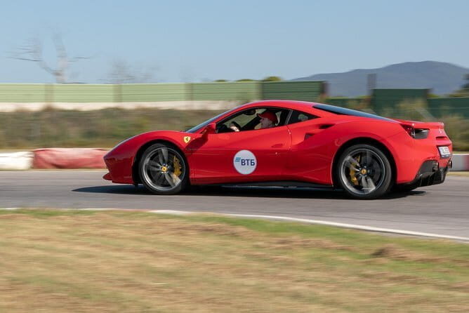 Be a pilot - Ferrari track day - How the Experience Plays Out