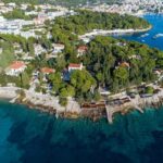 Beach bar Laganini and Hula Hula half-day Private Boat Tour - The Itinerary: What You Can Expect