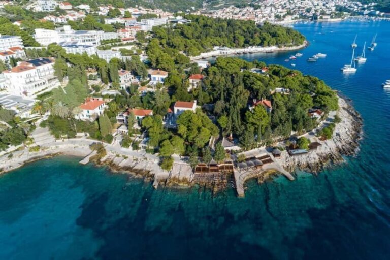 Beach bar Laganini and Hula Hula half-day Private Boat Tour - The Itinerary: What You Can Expect