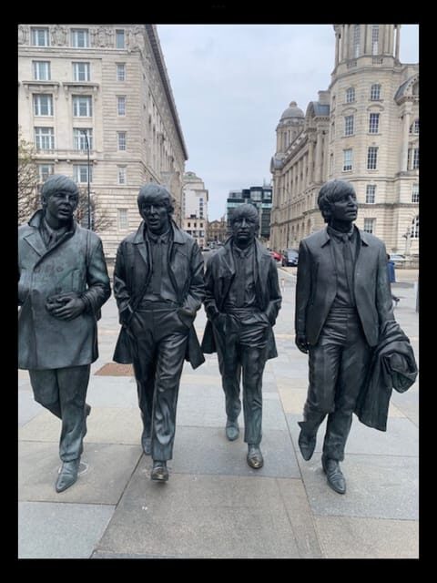 Beatles city taxi tours : private tour of Beatles locations - Setting the Scene: What to Expect