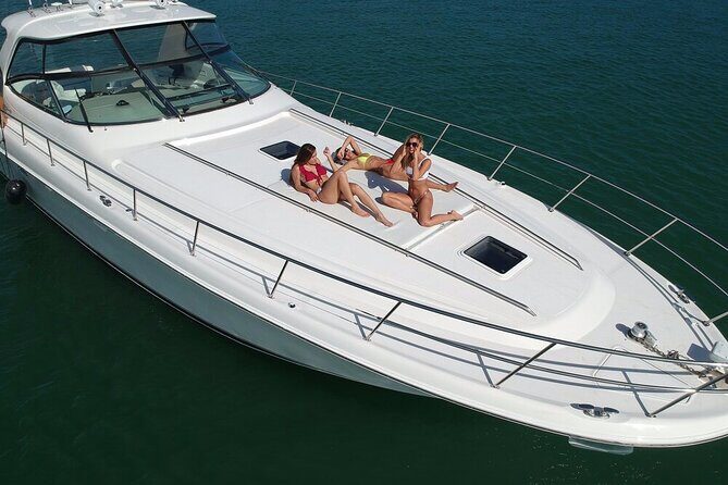 Beautiful SUNDANCER 60ft Private yacht / 18PAX 25P15 - What You Can Expect from the Yacht Tour
