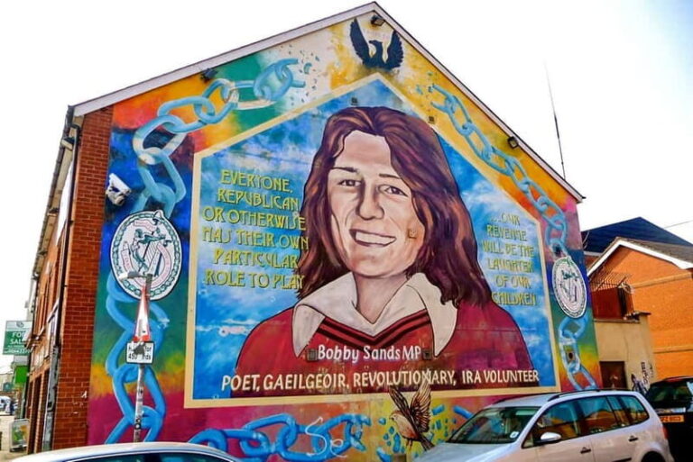 Belfast: Political Conflict 3-Hour Walking Tour - The Itinerary in Detail