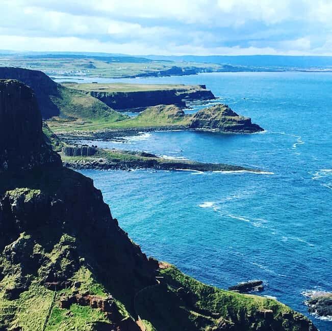 Belfast:Giant's Causeway private tour with accreditted guide - What Reviewers Say