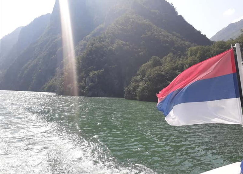 Belgrade: Guided Walking Tour - The Guide and the Experience