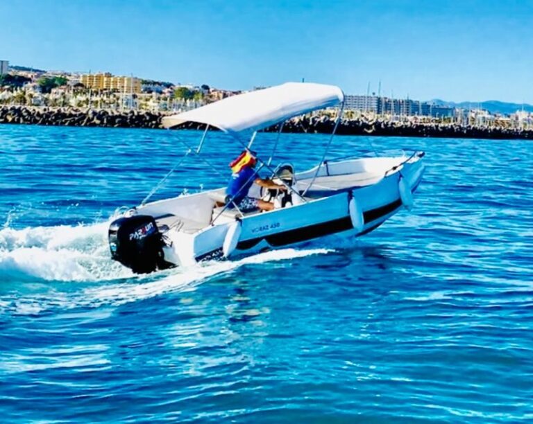 Benalmadena: 6-Seater Speedboat license-free Boat Rental - Who Is This Experience Best For?