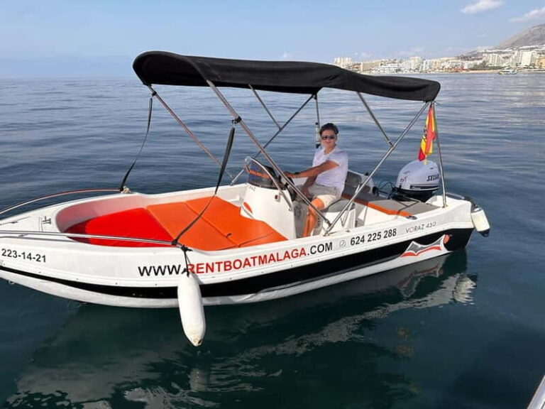 Benalmádena: Boat rentals without a license - The Itinerary and What You Might Experience