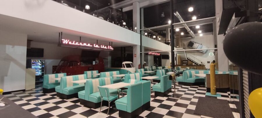 Benidorm: Motor Museum and Family Experience - The Food and Souvenir Shop