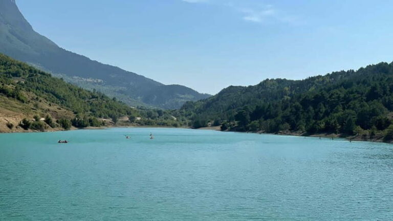 Berat: Tomorr Mountain and Lakes of Dardhë Day Trip - What’s Included and What to Consider