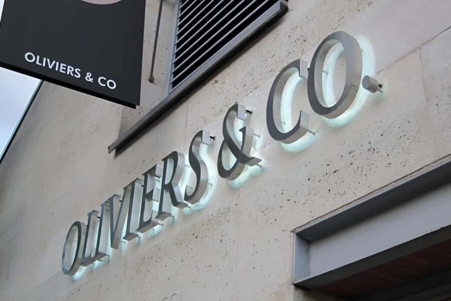 Bercy Village: Tasting Olive Oil & Balsamic Vinegar - The Practicalities: Logistics and Group Size