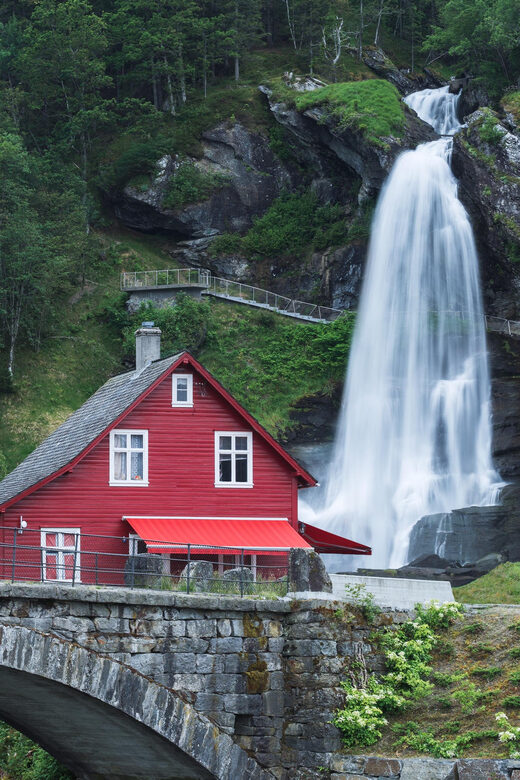 Bergen: Private Waterfalls and Wonders of Fjord Norway - Why Travelers Love This Tour