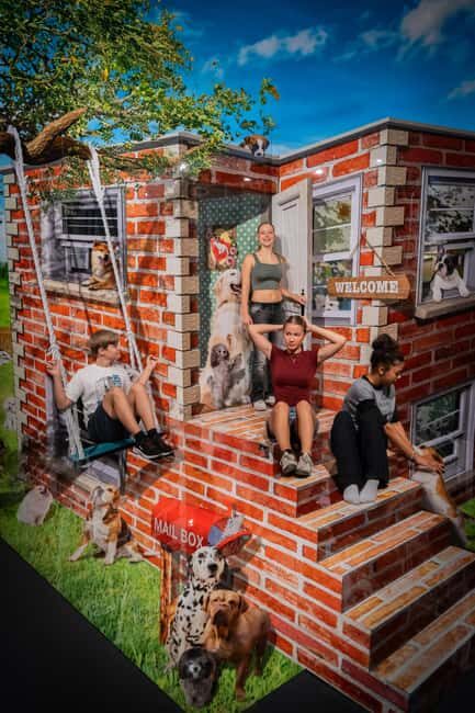 Berlin: 3D Trick Art Museum  Tickets - What Makes the Berlin 3D Trick Art Museum Special?