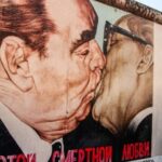 Berlin: Alternative Culture Walking Tour & Photoshoot - What You Can Expect