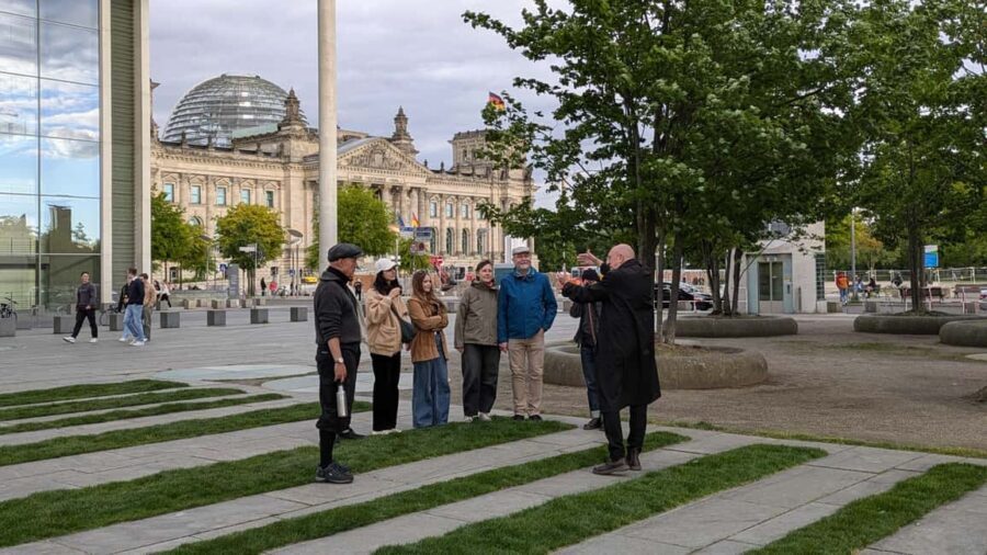 Berlin City walk Government District and Places of Democracy - The Real Value of the Experience