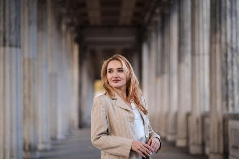 Berlin: Early Morning Private Photoshoot to avoid the Crowd - The Experience from Reviews: What Travelers Say